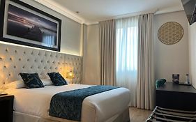 Hotel Suites Feria de Madrid Exterior photo